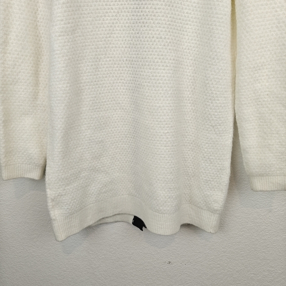 Lilly Pulitzer *Flawed* Davison Button Up Sweater Black,Cream Size Medium - Picture 15 of 16